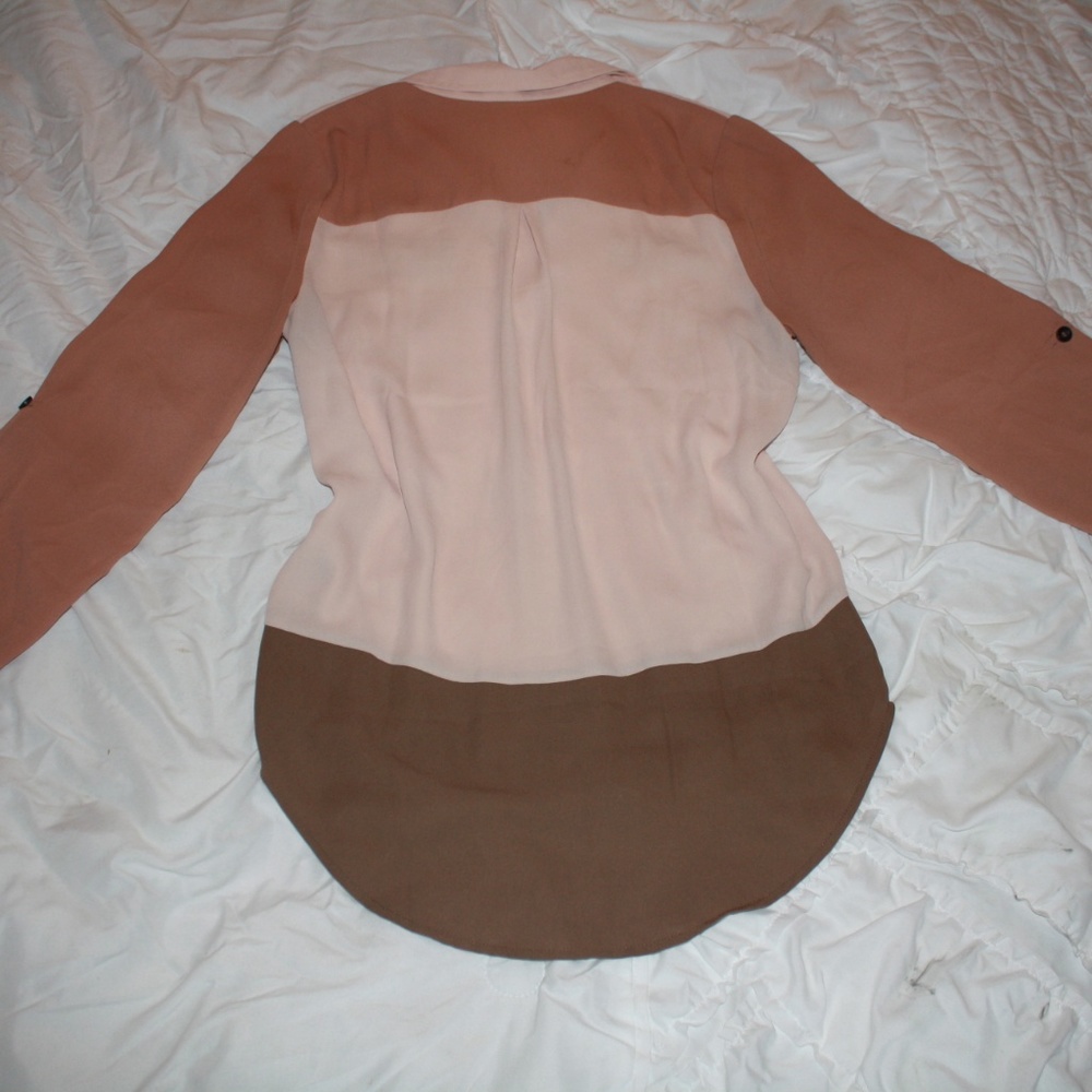 Button down blouse - Picture 3 of 3